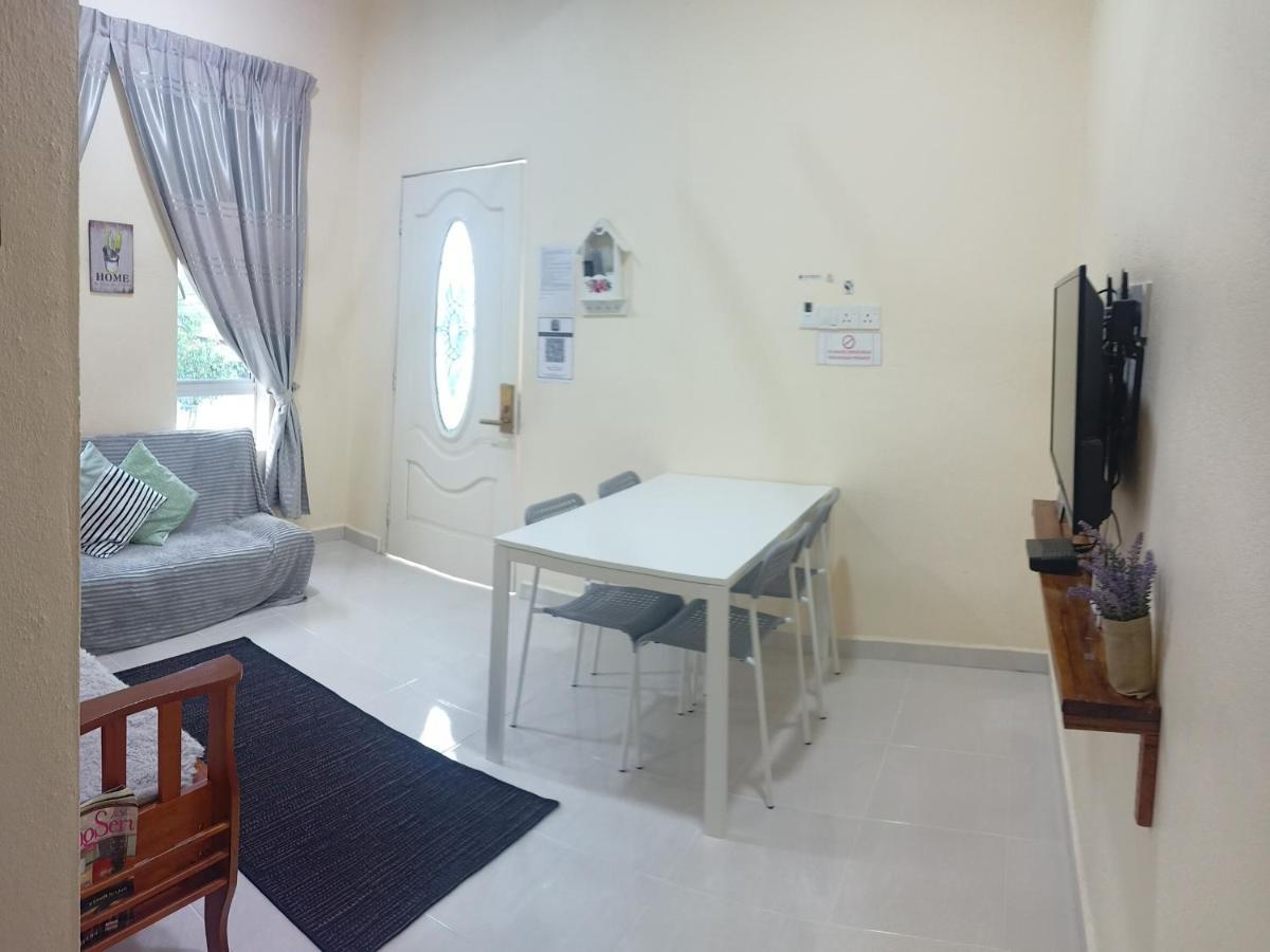 Topville Homestay Кангар Экстерьер фото