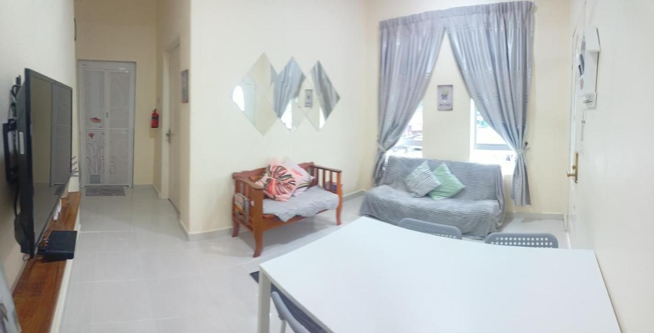 Topville Homestay Кангар Экстерьер фото
